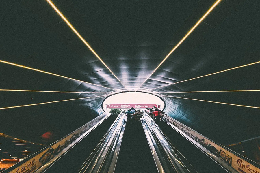 escalator tunnel