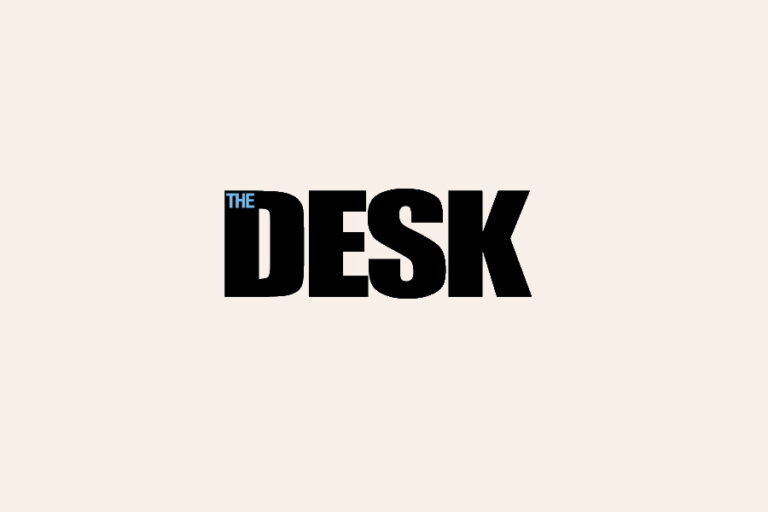 The Desk 900x600 (beige)